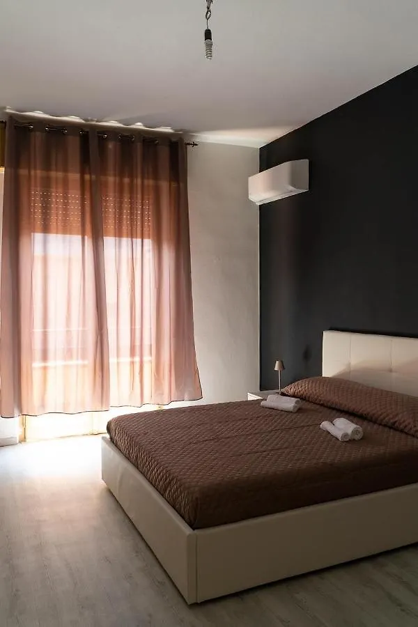 Monfalcone City Room Rental Apartment Cagliari 2*,  Italy