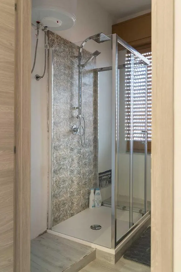Monfalcone City Room Rental Apartment Cagliari 2*,